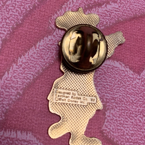 Vintage 1989 Patriotic Goofy Playing a Fife Pin! - Picture 3 of 3